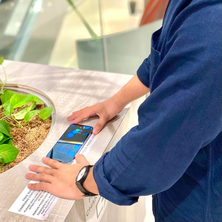 𝗙𝗥𝗘𝗘 𝗪𝗜𝗥𝗘𝗟𝗘𝗦𝗦 𝗖𝗛𝗔𝗥𝗚𝗜𝗡𝗚 𝗦𝗧𝗔𝗧𝗜𝗢𝗡 at SM Seaside Cebu Lowbat? No Problem