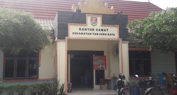 Luar Biasa, Pihak Kecamatan Tanjung Raya Diduga Garap Proyek Dana Desa