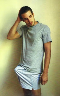 Gayalidade: Homens com volume/mala na sunga&hellip; e no short