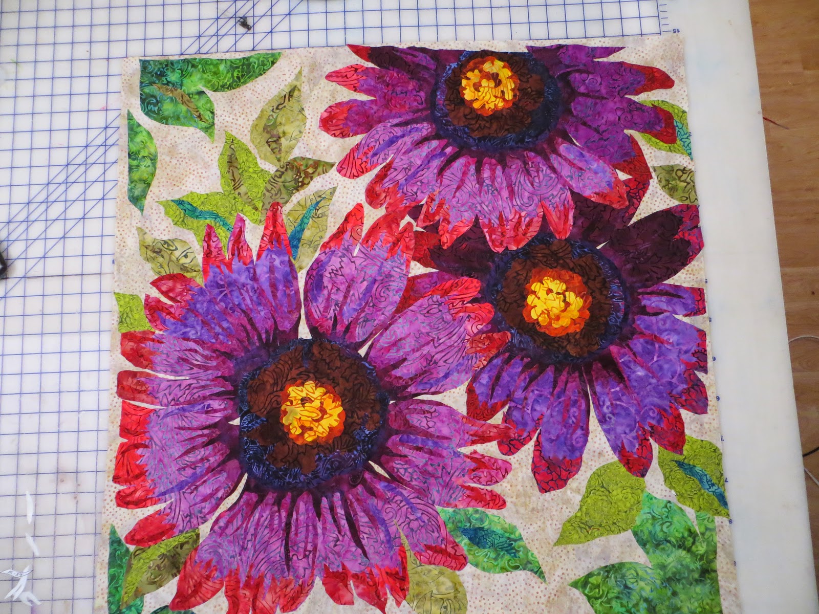 Melinda's Cutting Garden Keepsake Quilting Catalog