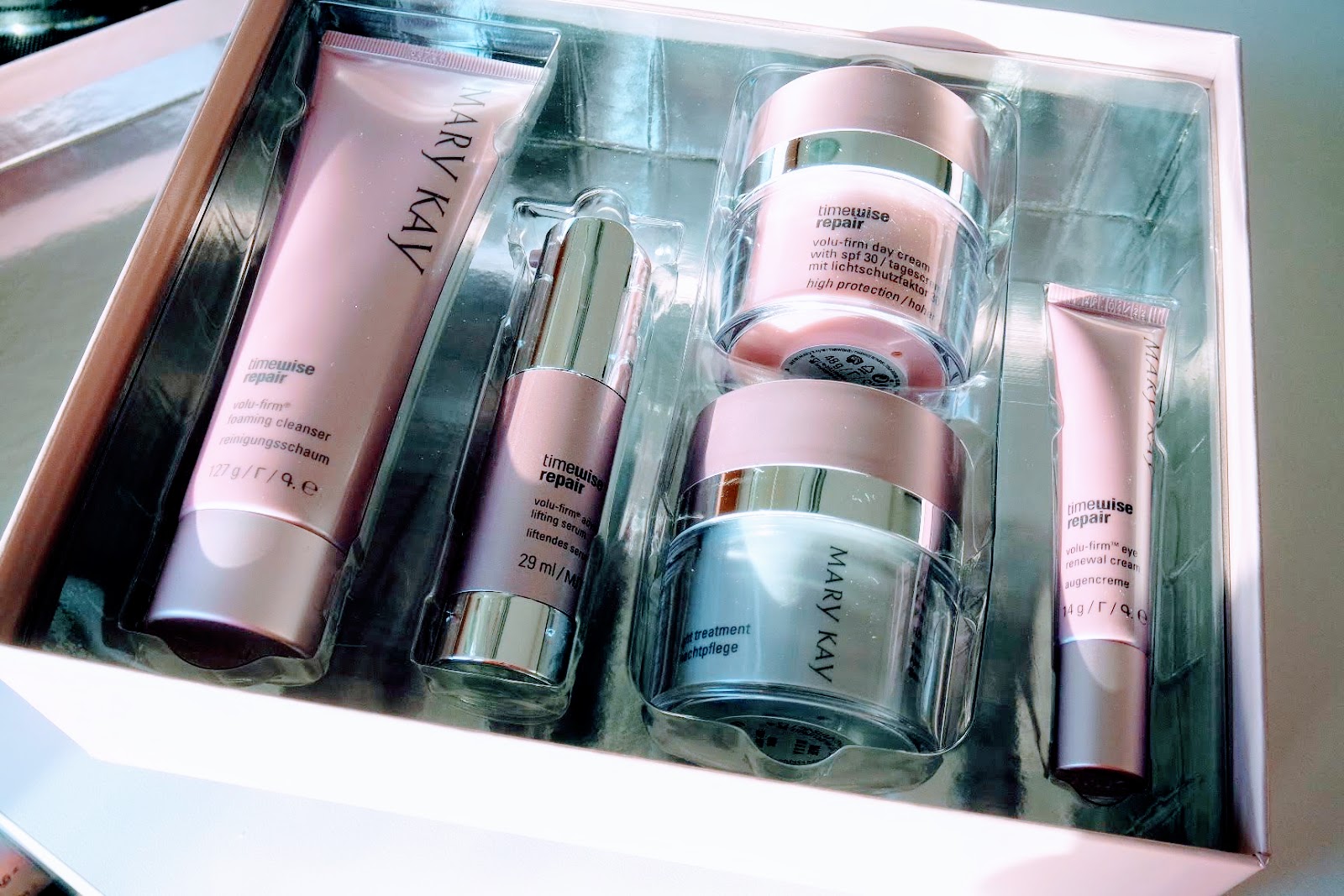 pamelopee Das Mary Kay TimeWise Repair Set Unboxing