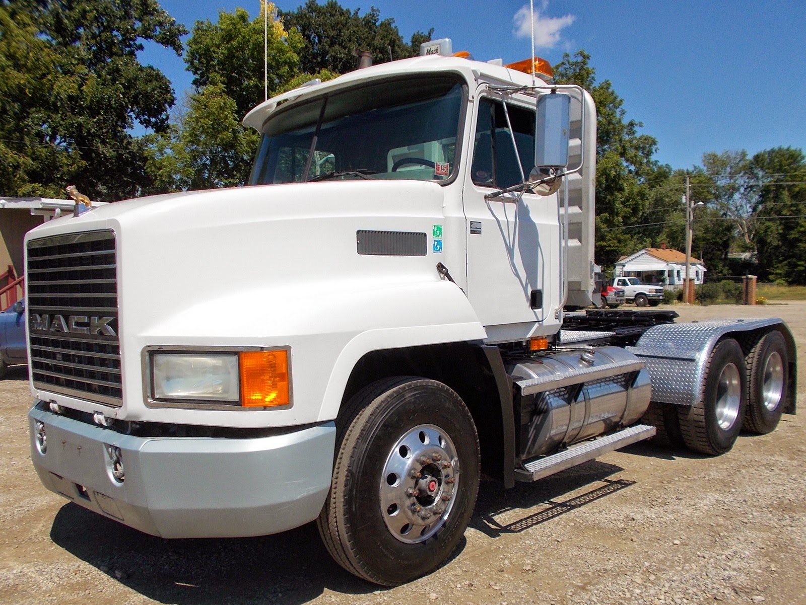 Used Semi Trucks, Used Trailers, Equipment, Heavy Duty Truck Parts