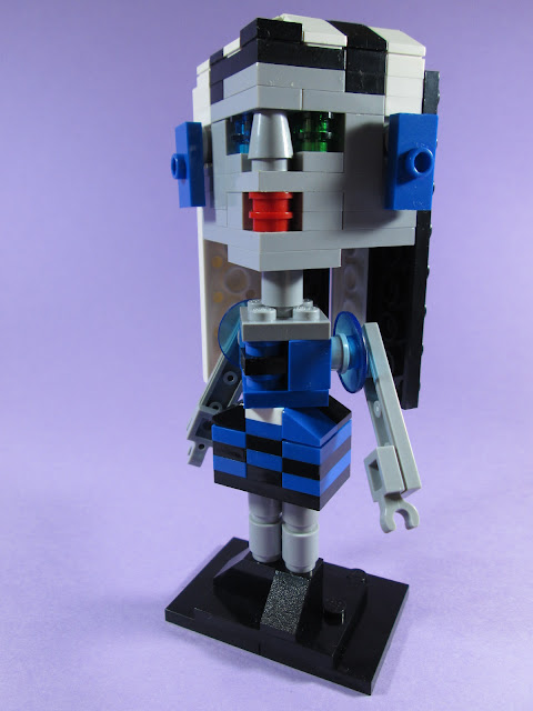 MOC LEGO boneca Monser High Frankie Stein