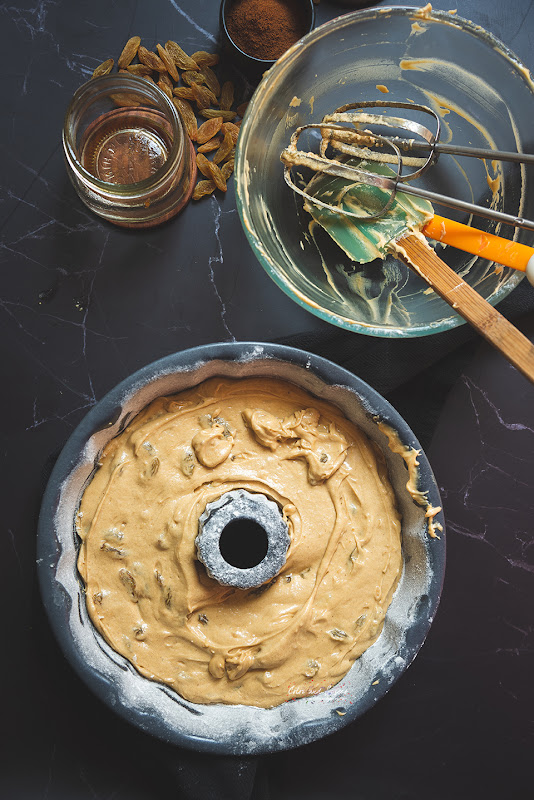 Rum raisin cake with orange glaze, step by step recipe