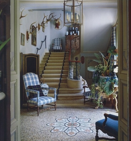 Eye For Design Decorating With Deer Mounts For A French Chateau Look