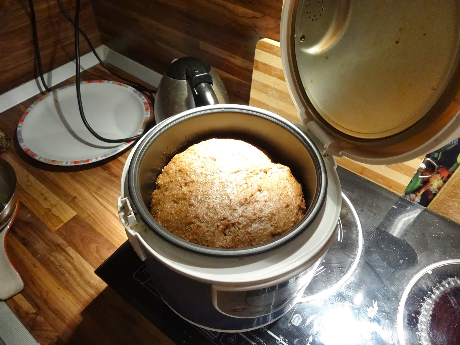 пп хлеб в мультиварке. тесто для хлеба в мультиварке. мультиварка с выпечкой хлеба. выпечка хлеба в мультиварке. мультиварка для хлеба.