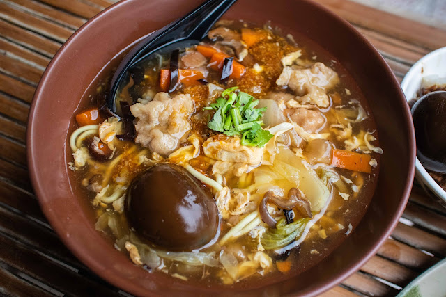 阿浚師古早味魯麵|赤崁樓對面,在地人才知道的魯麵老店 阿浚師古早味魯麵|赤崁樓對面,在地人才知道的魯麵老店