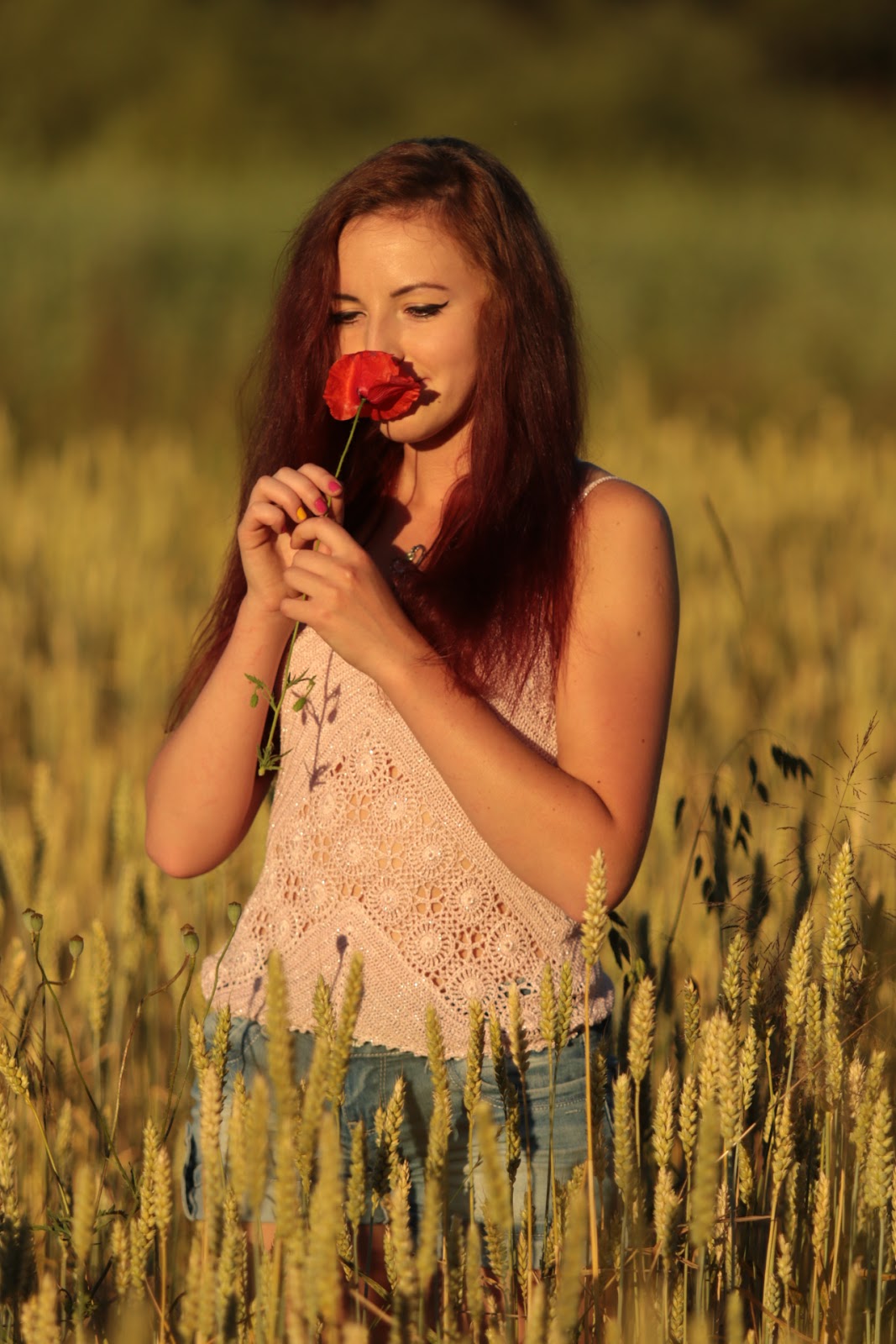 2.07.2015 Sesja Gliny Małe Molo jenasowe spodenki i bokserka pastelowy róż dziergana, Czerwone Ombre