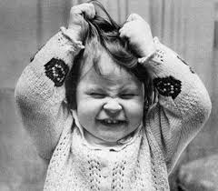 
23/02/2016
Tudo tratado, bora lá!!!
Passaporte: CHECK!!
Passagens: CHECK!!
Visto: CHECK!!
Passagens: CHECK!!
Visto: CHECK!!
Ofertas: CHECK!!
'Bora lá que a malta está mais que pronta!!!
'Bora lá que a malta está mais que pronta!!!
22/02/2016
Uma curiosidade...
Já á uns tempos no pinterest tinha visto esta ideia e sempre tive em mente pô-la em prática!A única diferença é que era dada no dia do casamento... da nora para a sogra...
Mas como por estes lados ninguém tenciona casar, e como foi o primeiro "evento" especial aqui em casa com todos, achei que era o momento ideal...
Perguntam vocês: Mas afinal o que é que fizeste?!
Comprei uma pedrinha azul para a pulseira da pandora, e escrevi uma nota que dizia" Obrigada por ter criado o homem dos meus sonhos!". Claro que a sogra ficou deliciada e babou a casa toda!!!
Adorei, não só o que ela sentiu ao receber o presente, como o que eu senti por oferecê-lo.
Obrigada MESMO!
Dias cinzentos!
Estou a precisar de férias!!! Estou MESMO a precisar de férias!!!
Ando tão, TÃO saturada do trabalho....
Nem sei explicar o que me irrita mais...se a falta de comunicação entre elas... se a falta de organização que se gera por causa disso....
Se por uma querer mandar mais que outra...se pela raiva com que estou, hoje, por uma situação que se passou ontem...
Sei que todo este "feedback" negativo, não se deve só ao facto de estar cansada....porque andamos todos assim!!!
O ambiente está pesado...
Preciso de férias.... falta cerca de um mês.... Não vejo a hora!!!
Ando tão, TÃO saturada do trabalho....
Nem sei explicar o que me irrita mais...se a falta de comunicação entre elas... se a falta de organização que se gera por causa disso....
Se por uma querer mandar mais que outra...se pela raiva com que estou, hoje, por uma situação que se passou ontem...
Sei que todo este "feedback" negativo, não se deve só ao facto de estar cansada....porque andamos todos assim!!!
O ambiente está pesado...
Preciso de férias.... falta cerca de um mês.... Não vejo a hora!!!
21/02/2016
Subscrever:
Mensagens (Atom)
![