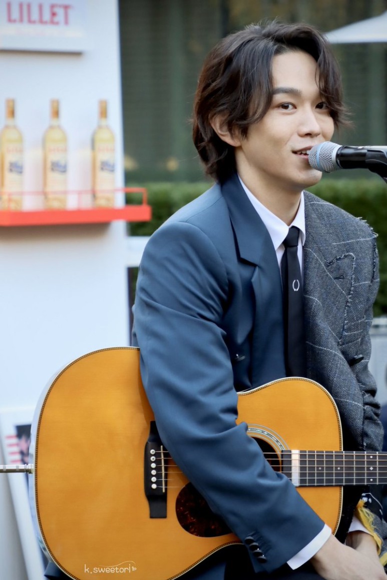 깔끔+모던한 수트입은 케빈오 | 인스티즈