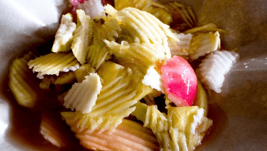 Rujak Kuah Pindang Bu Putu Kuliner Kaki Lima Favorit di Bali Yang Enak dan Murah