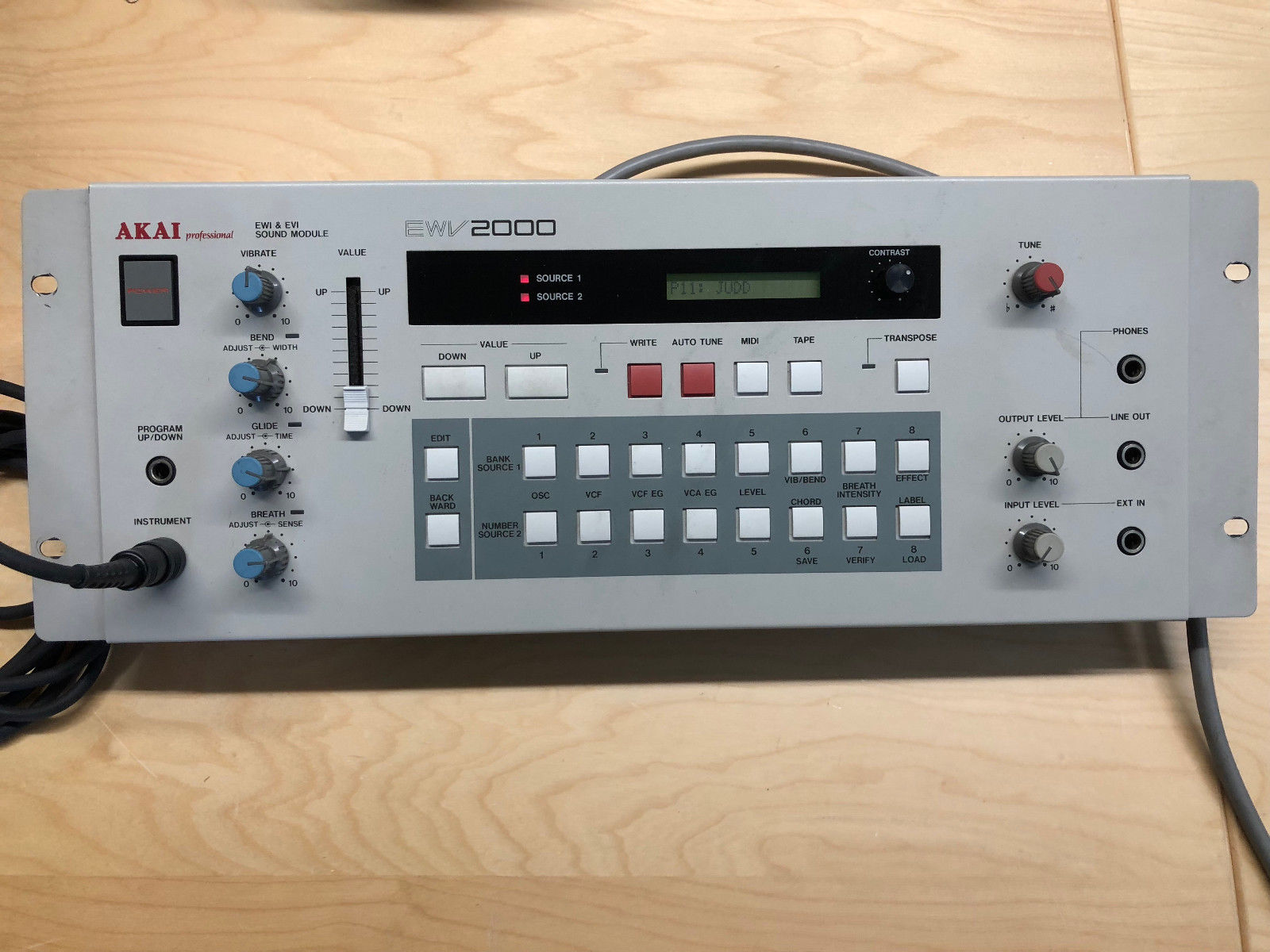MATRIXSYNTH Akai EVI1000/EWV2000 Electronic Valve Instrument (Wind