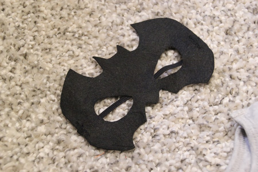 DIY Cómo hacer disfraz de batman para niños. Blog de costura y diy.