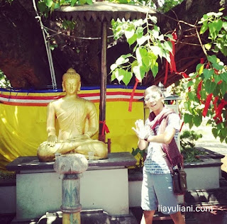 Patung Budha di Vihara Budhagaya Wattugong