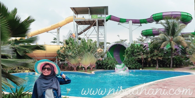 Go Wet! Waterpark Grand Wisata Bekasi