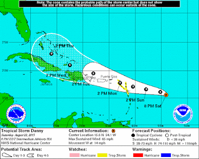 Danny baja tormenta tropical; sigue rumbo Caribe.