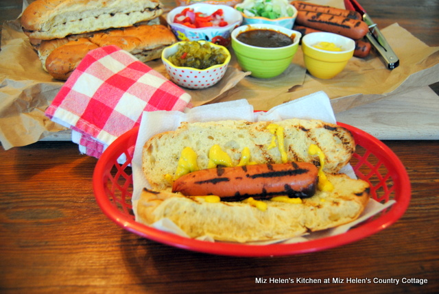 All-American Hot Dog at Miz Helen's Country Cottage