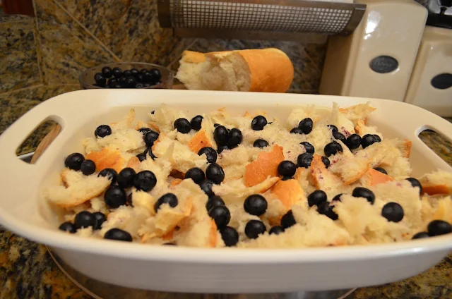 Overnight-Blueberry-French-Toast-Bake-With-Struesel-Topping-French-Bread-Blueberries.jpg