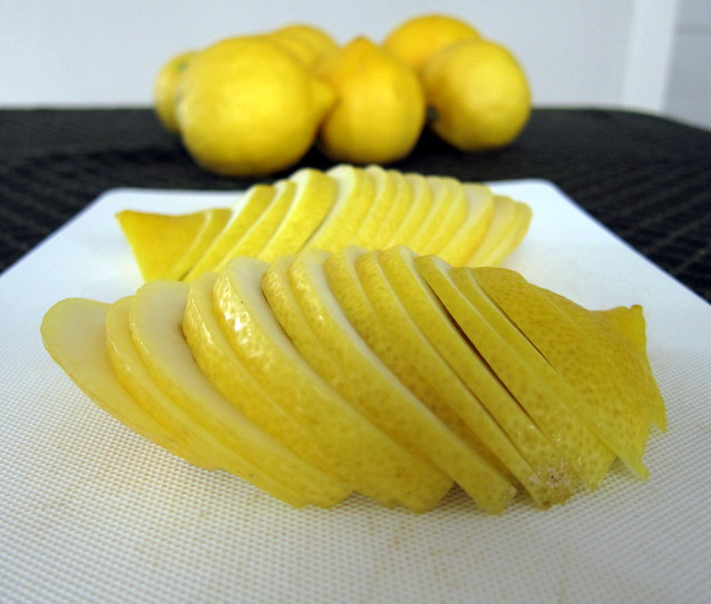 Whole Lemon Lemonade • Slices of Blue Sky