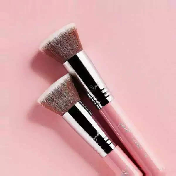 Which makeup brush do what foundation brush