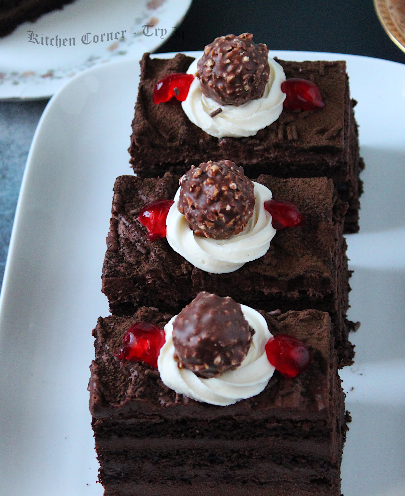 Chocolate Cream Cake/ Bakery Style Chocolate Pastry Cake