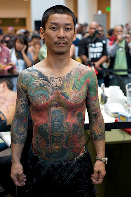 http://1.bp.blogspot.com/-HGxcc8Loo8Y/TVyjxMgVxsI/AAAAAAAAABw/I7l14EwYmWM/s1600/japanese+man+tattoos.jpg