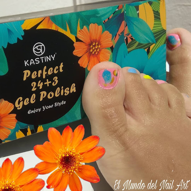 El Mundo del Nail Art Pedicura Express con Kastiny Gel Polish