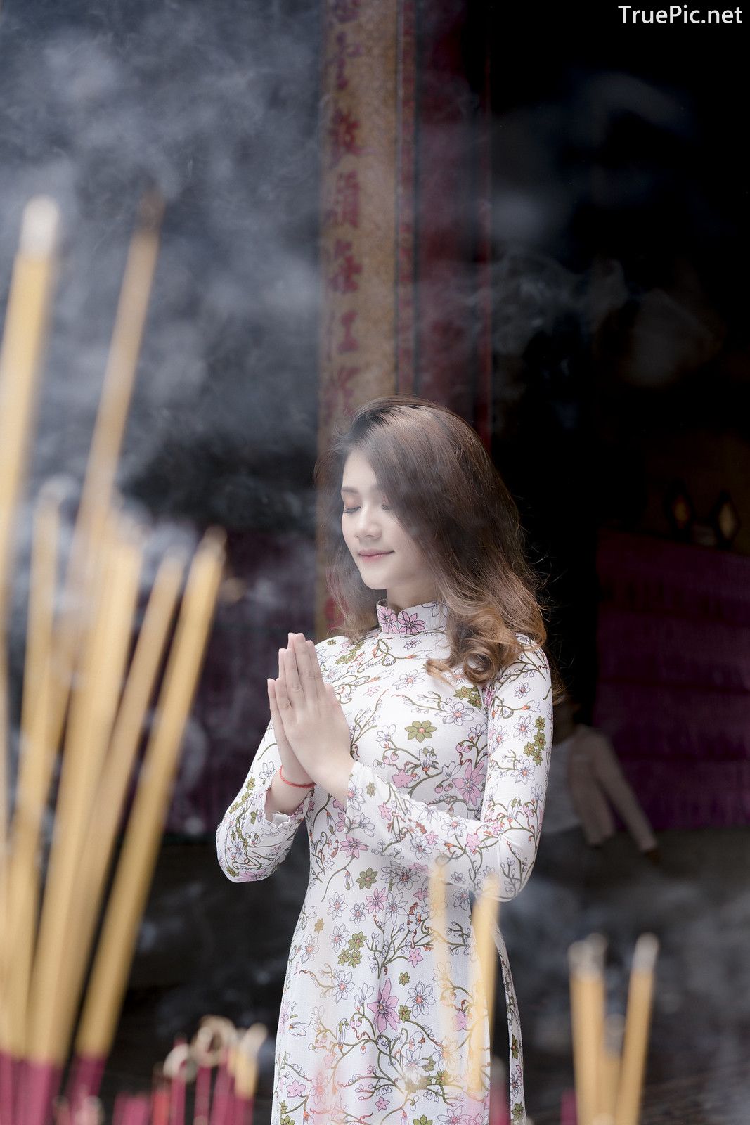 Image-Vietnamese-Beautiful-Girl-Ao-Dai-Vietnam-Traditional-Dress-by-VIN-Photo-1-TruePic.net- Picture-67