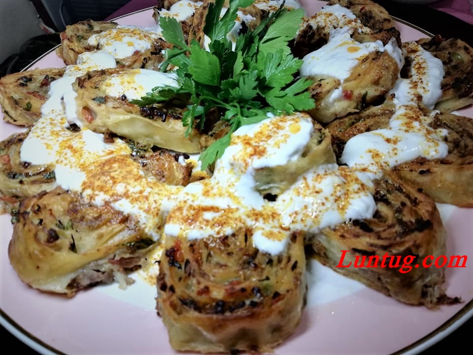 LAHMACUN İÇLİ RULO BÖREK VİDEOLU TARİFİ LUNTUĞ