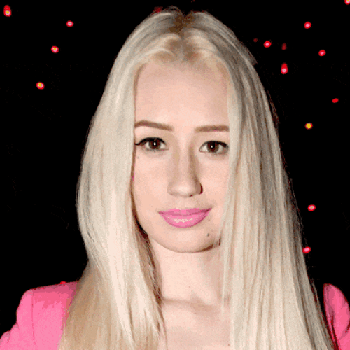 LIFE&STYLE Plastic Surgery? Fans Accuse Iggy Azalea of Getting Butt