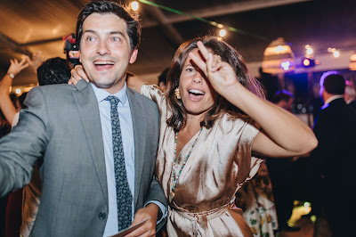 eu e joão na pista de dança do tal casamento