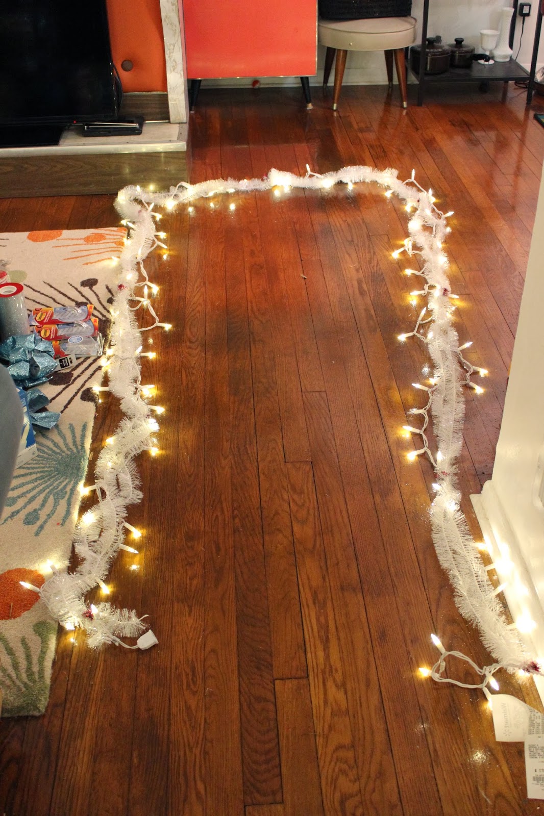 Lola, Tangled How to Make Your Own Deco Mesh Door Garland (and Wreath