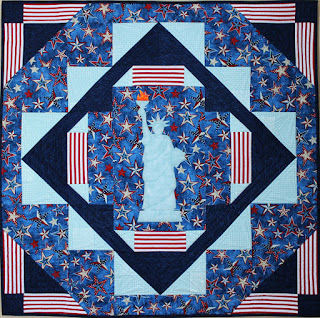 STATUE OF LIBERTY-QUILT PATTERN-WALL HANGING-PATRIOTIC DECOR-FOURTH OF JULY