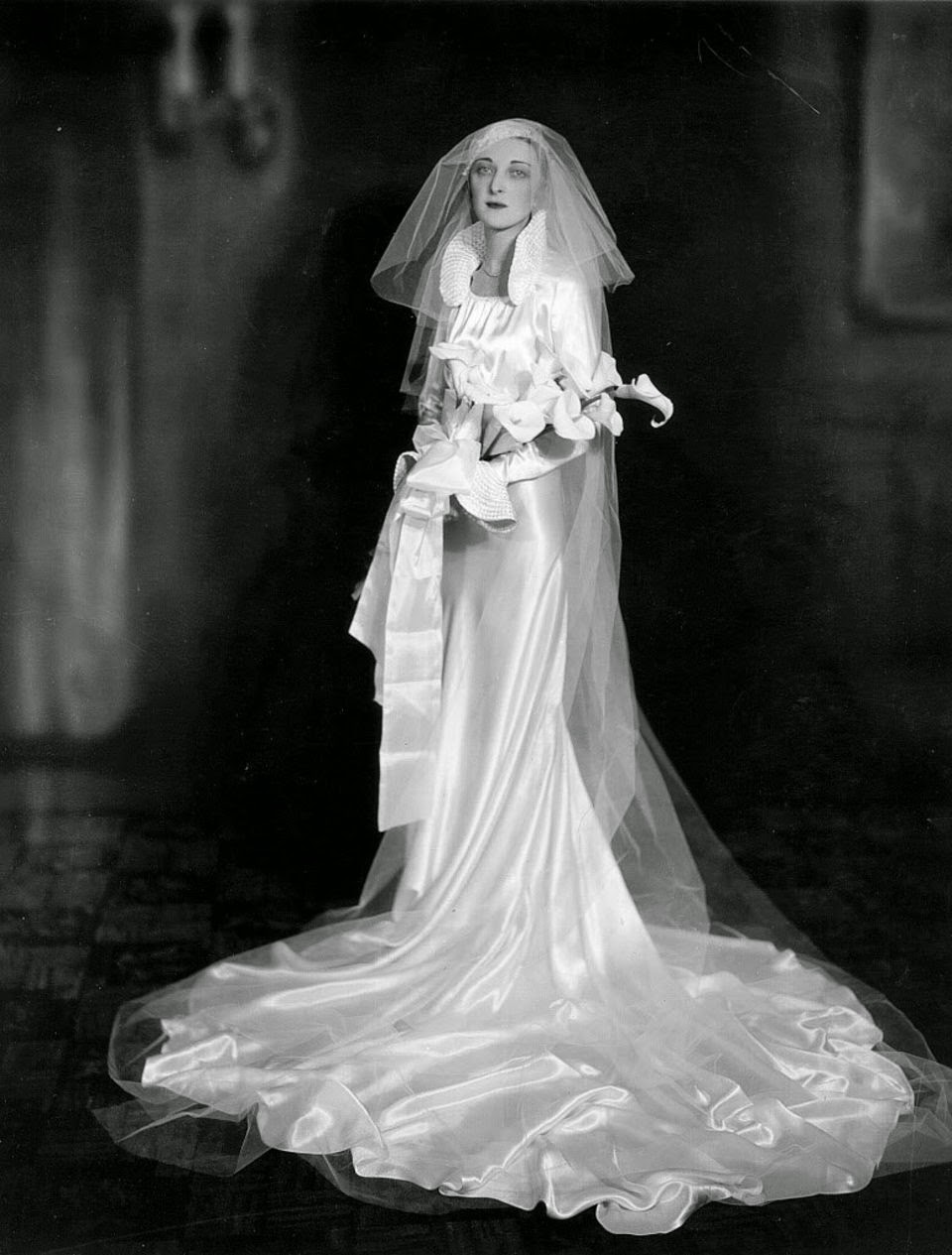 11 Beautiful Vintage Bridal Gowns in Cleveland from the 1930s ~ vintage ...