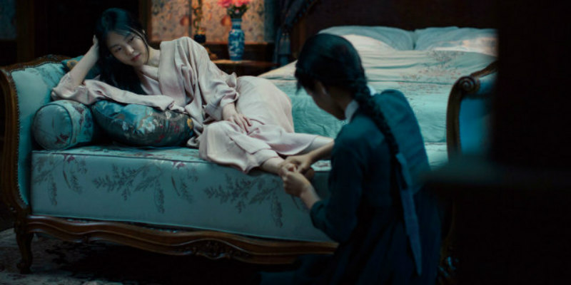 the handmaiden review