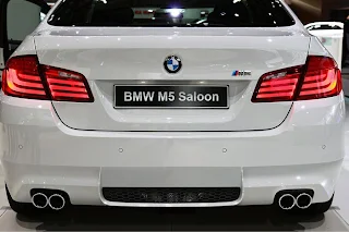 BMW M5 f10 back