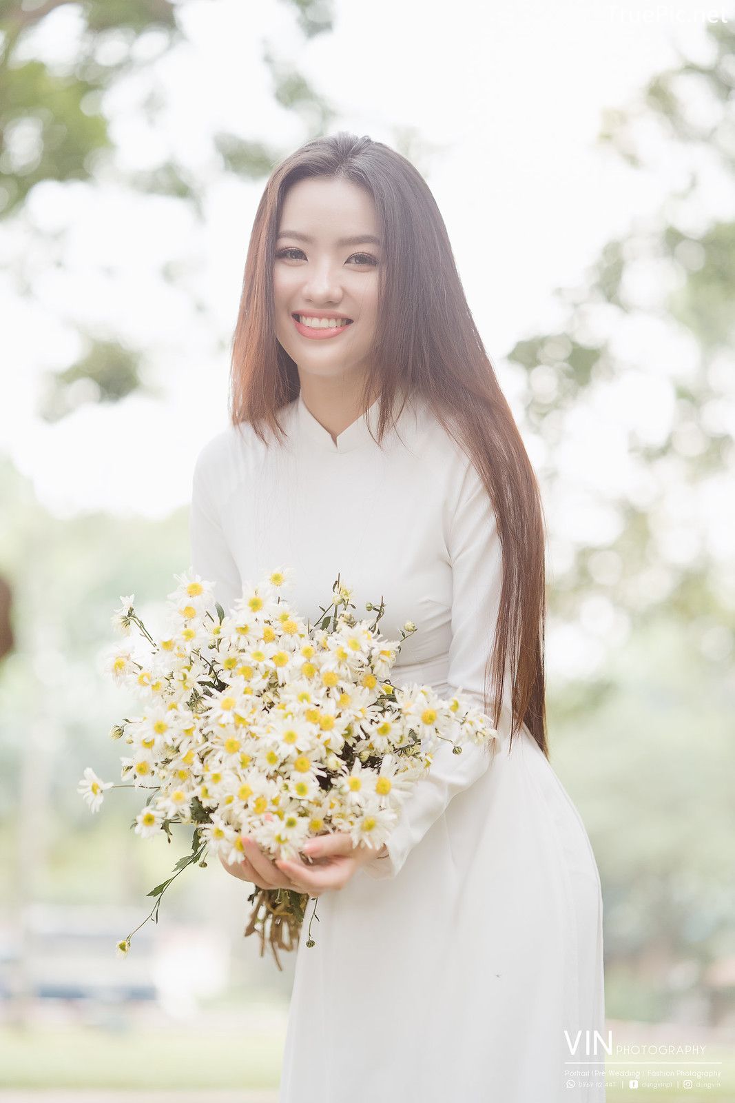 Image-Vietnamese-Beautiful-Girl-Ao-Dai-Vietnam-Traditional-Dress-by-VIN-Photo-1-TruePic.net- Picture-31