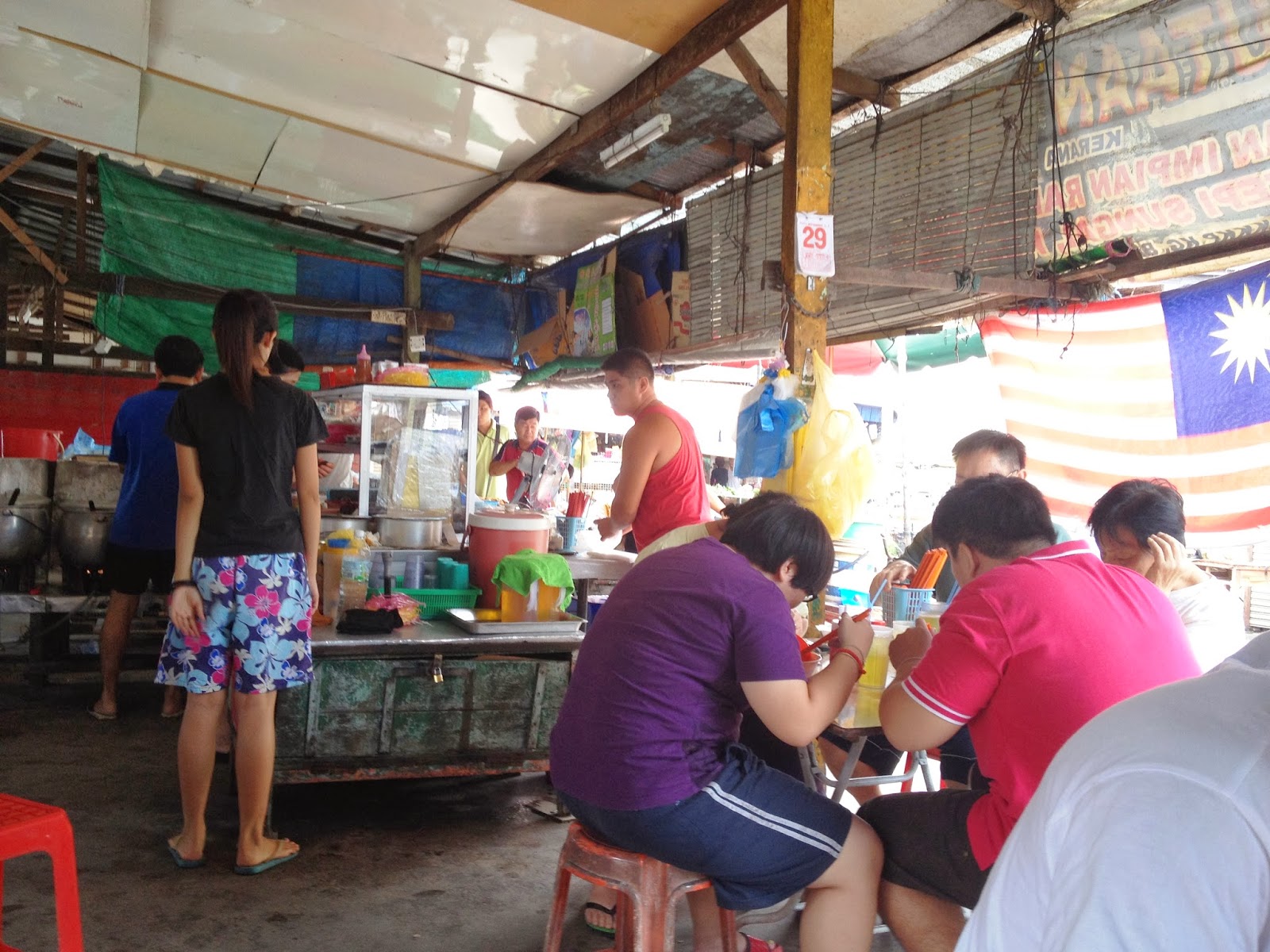 小笼包の疯狂世界 The Very Famous Curry Mee @ Kuala Sepetang