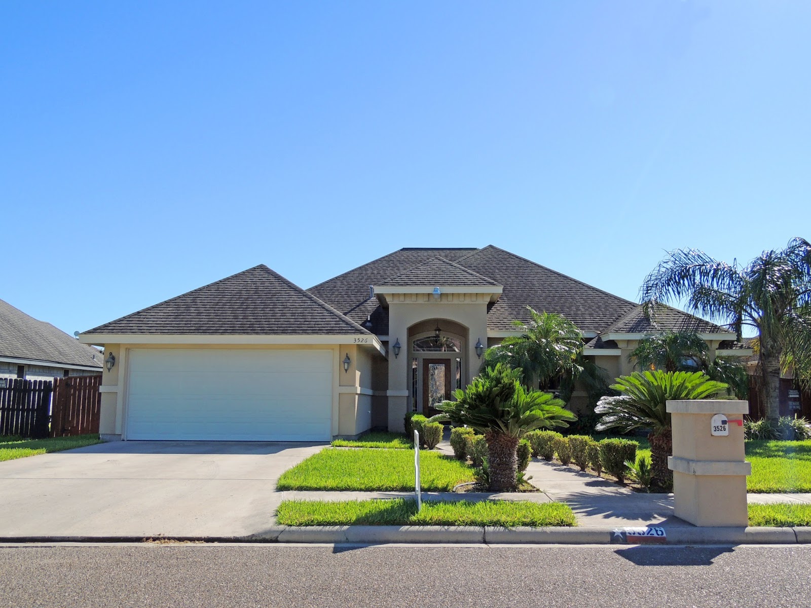 Homes For Sale McAllen McAllen Real Estate Home For Sale 3526 Sycamore Drive Edinburg, TX 78542