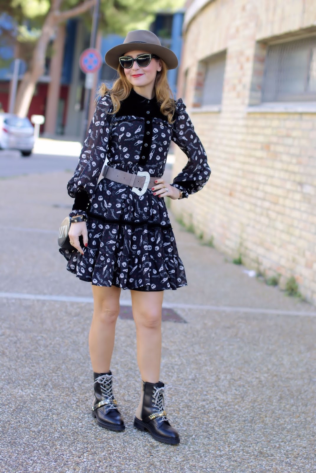 Maggie Sweet dress, Barracuda boots on Fashion and Cookies fashion blog, fashion blogger style