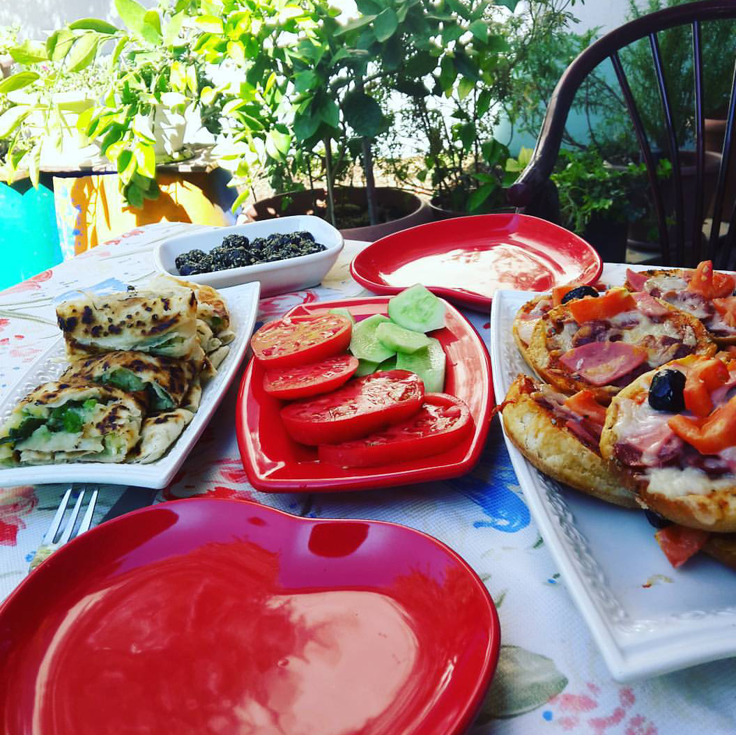 Ağız tadıyla yemek&hellip; HAMBURGER EKMEĞİ PİZZA