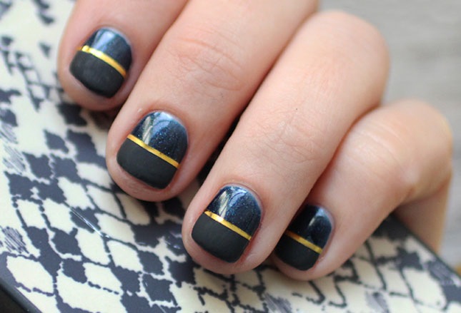 2. Easy DIY Striped Nail Art with Floss - wide 9