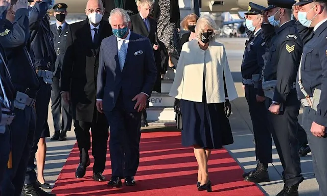 Prince Charles, Duchess of Cornwal, Prime Minister Kyriakos Mitsotakis, Mareva Grabowski and President Katerina Sakellaropoulou