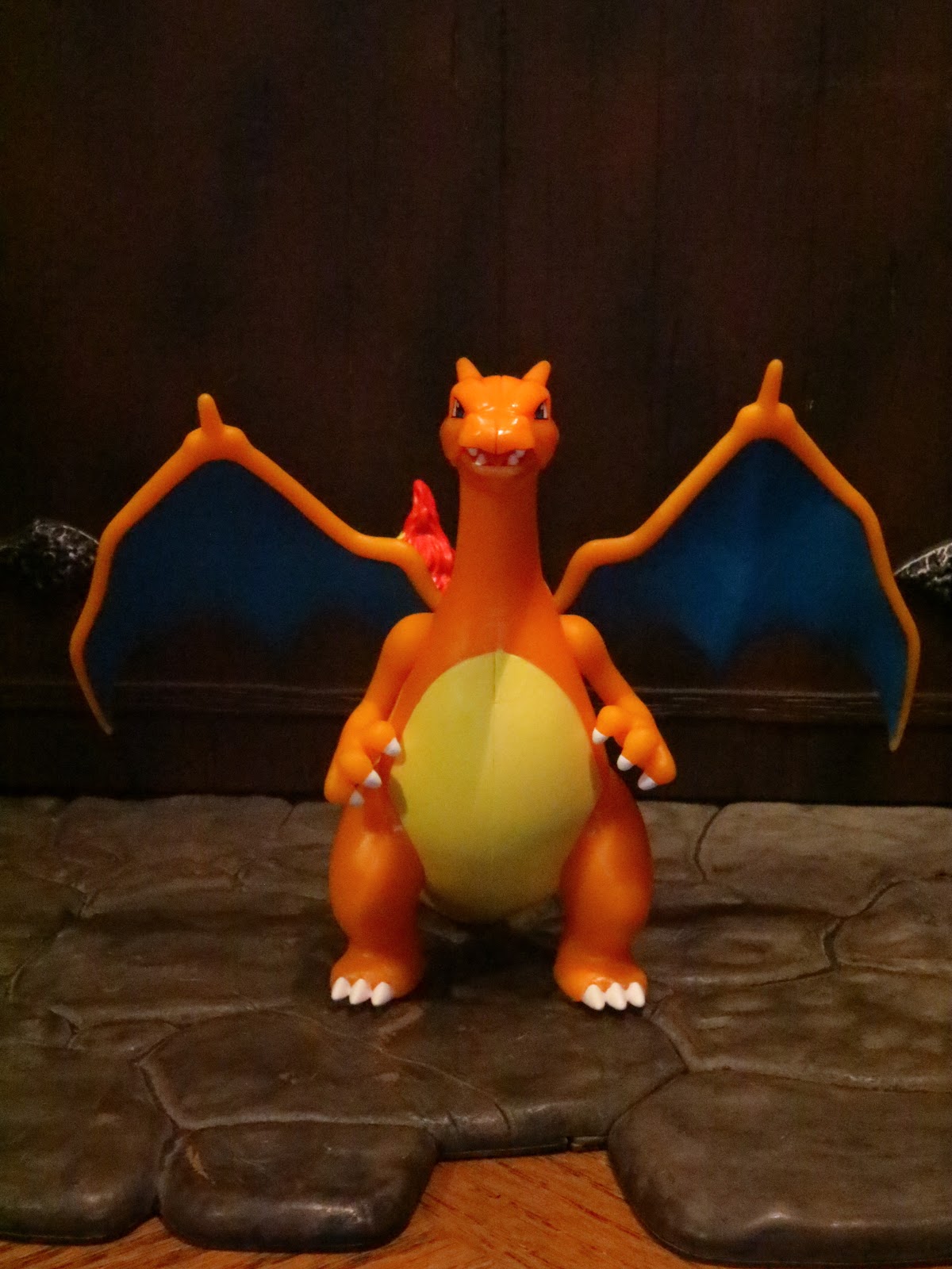 Action Figure Barbecue: Action Figure Review: Charizard from Pokemon by