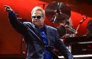 Elton John Performance Health and Cancelled all of Concert Elton John Performance Health and Cancelled all of Concert