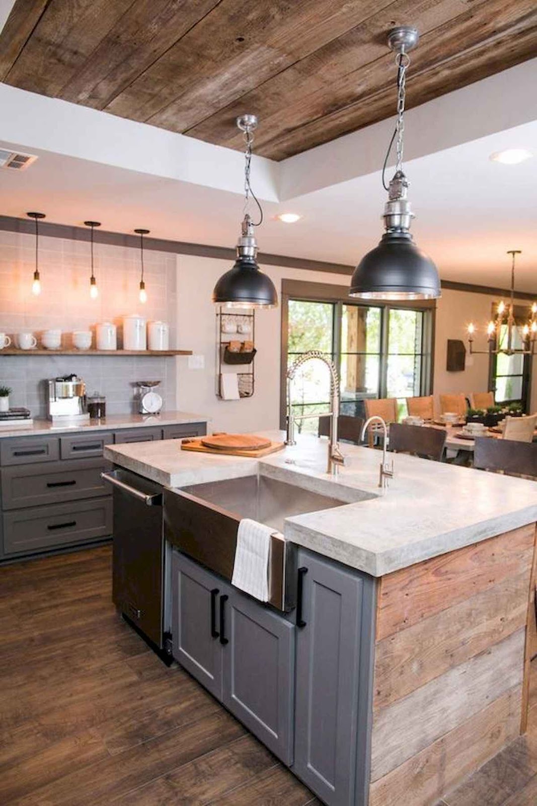 20+ Best Fixer Upper Farmhouse Kitchen Design Ideas