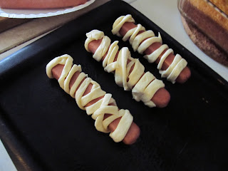 Mummy Dogs Ready for the Oven