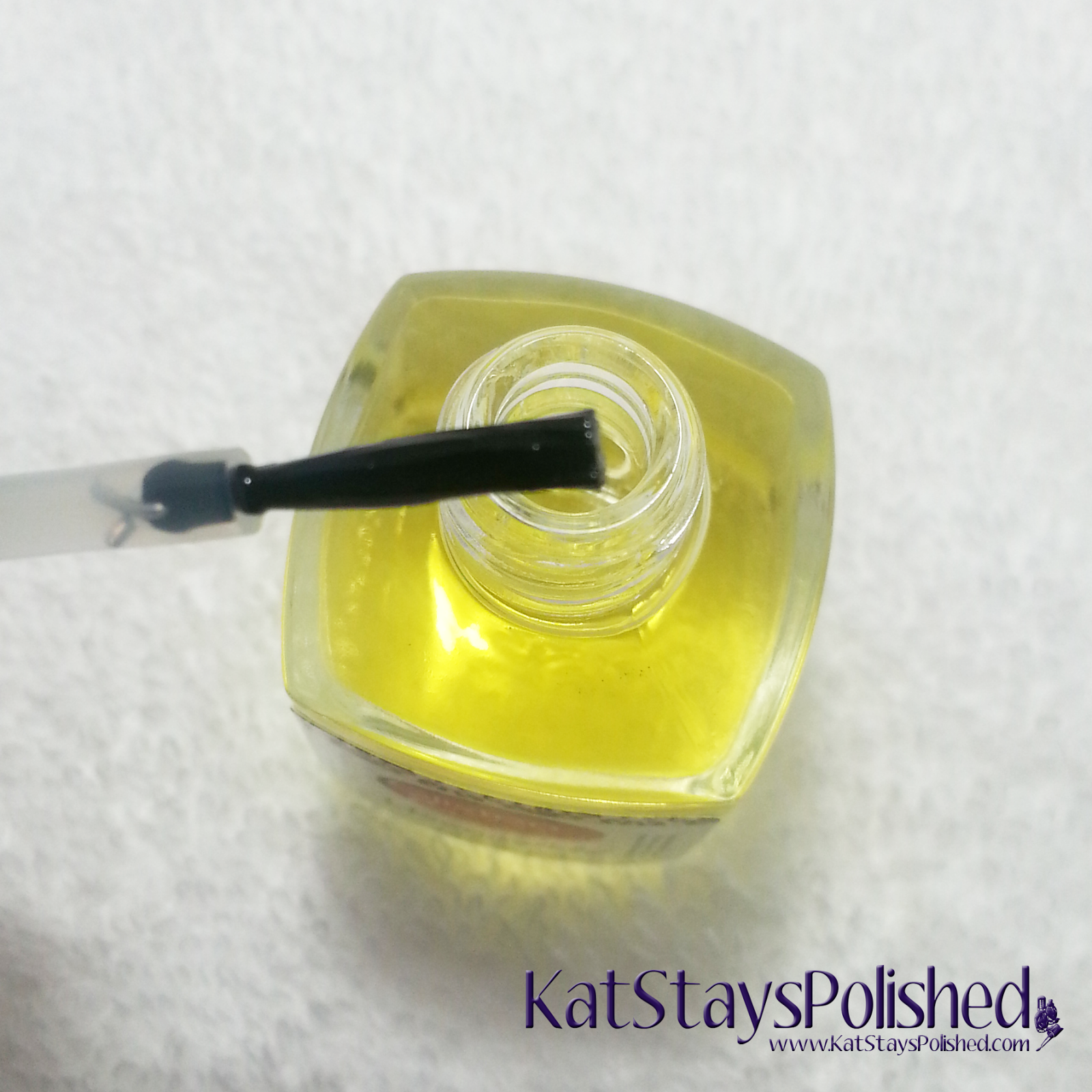 Glisten & Glow Cuticle Oil in Honeysuckle | May A Box, Indied by Llarowe | Kat Stays Polished