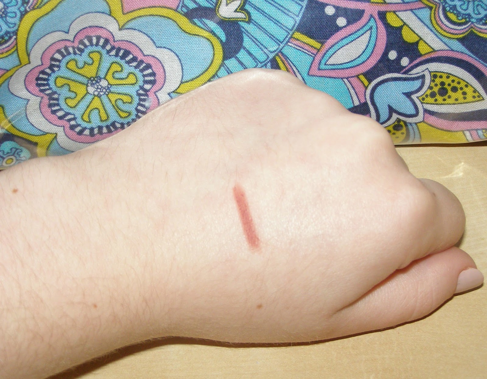 Alluring Alyss Beauty *:･ﾟ : NYX Lip Liner {Peekaboo ...