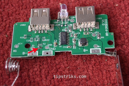 Memperbaiki Power Bank Generik yang Mati - Tips Trik Komputer Memperbaiki Power Bank Generik yang Mati - Tips Trik Komputer